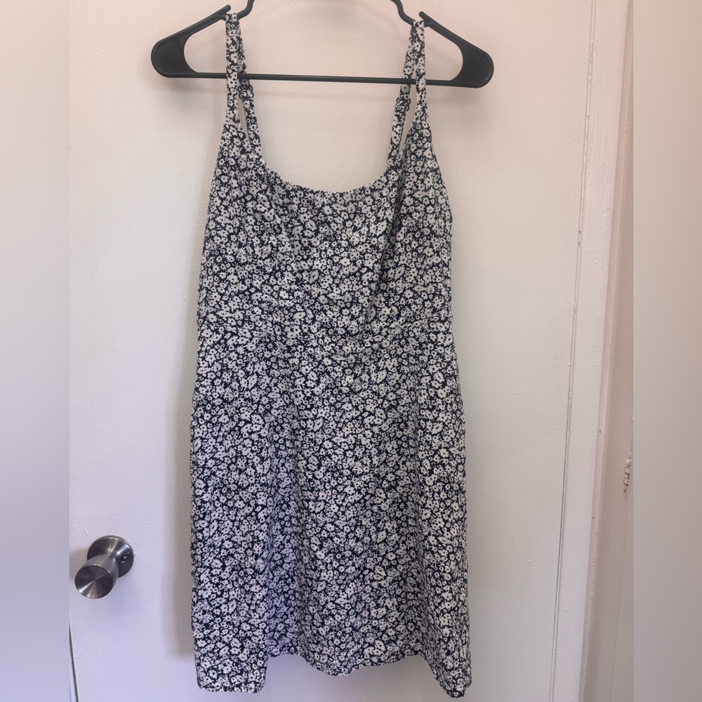 Black and White Floral Sundress-oldnavy